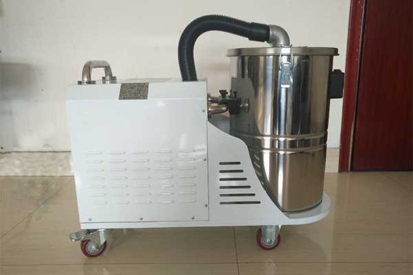 移动式工业吸尘器