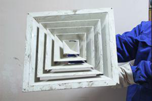 散流器清洗前 散流器清洗前